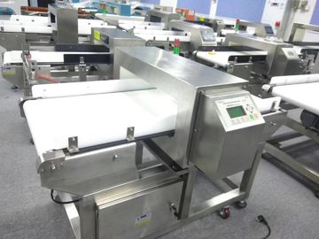 Ευρωπαϊκός τυποποιημένος ανιχνευτής μετάλλων βαθμού τροφίμων με τον προωθητή Rejector
